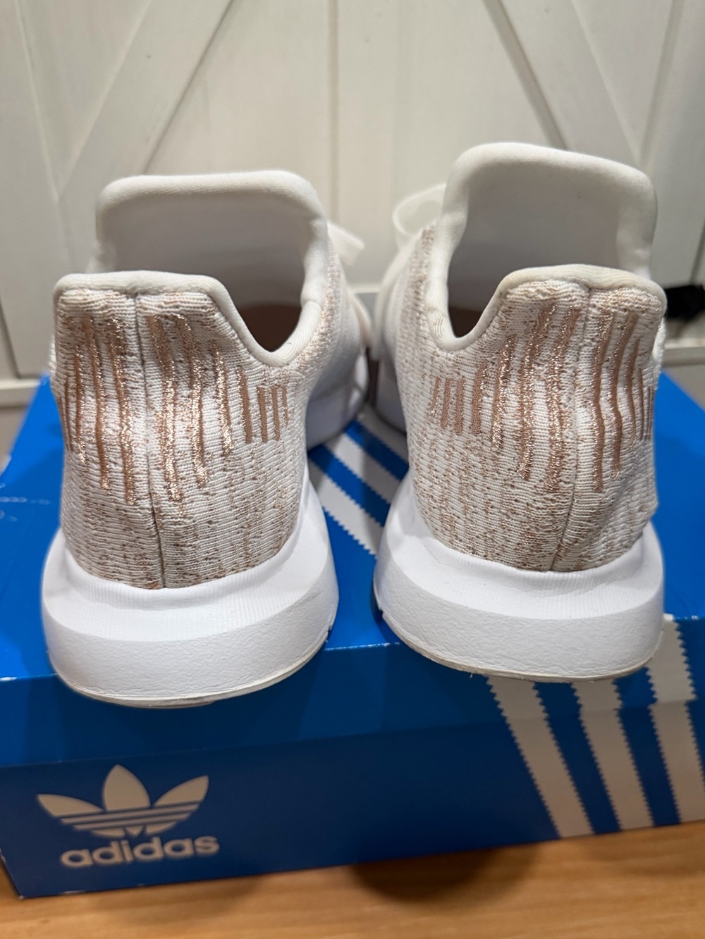 Adidas Swift Run 'White Copper Metallic' Womens 8.5 - Picture 5 of 11